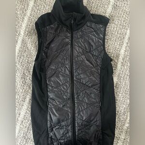 ATHLETA  Zip Front Vest